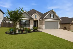 915 Farm Path, Brenham, TX 77833 - Photo 2
