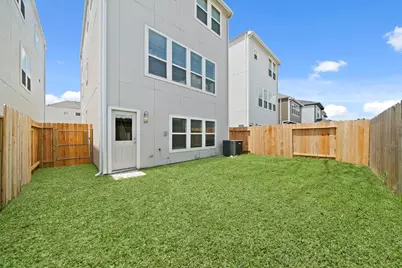 13305 Moncloa Drive, Houston, TX 77047 - Photo 20