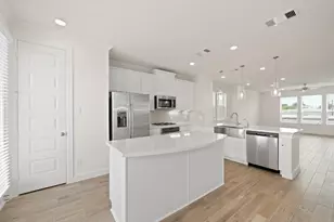 13305 Moncloa Dr, Houston, TX 77047 - Photo 10