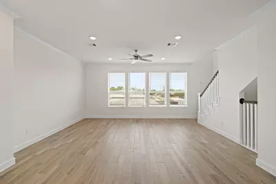 13305 Moncloa Drive, Houston, TX 77047 - Photo 6