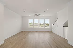 13305 Moncloa Dr, Houston, TX 77047 - Photo 6