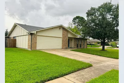 16902 Castle Fraser Drive, Houston, TX 77084 - Photo 2