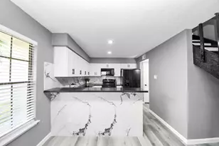 6281 Ludington Dr, Houston, TX 77035 - Photo 2