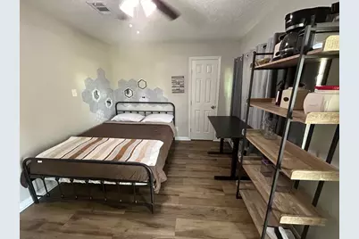 1405 3rd Avenue N, Texas City, TX 77590 - Photo 18