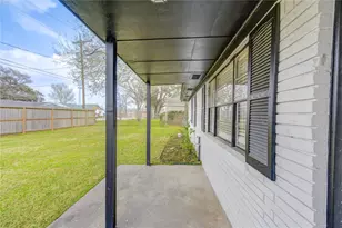 1009 Susan St, Dayton, TX 77535 - Photo 20