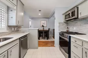 1214 W 31st St, Houston, TX 77018 - Photo 12