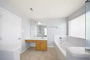 19534 Remington Cross Dr, Houston, TX 77073 - Photo 22