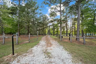 94 Fm 3179 Rd, Huntsville, TX 77340 - Photo 2