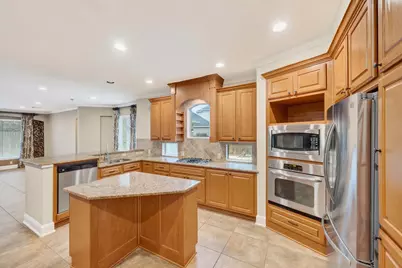 7606 Courtney Manor Lane, Katy, TX 77494 - Photo 18