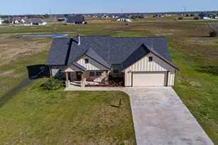 608 Quarter Horse Trail, Angleton, TX 77515 - Photo 40