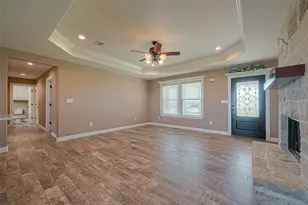 608 Quarter Horse Trail, Angleton, TX 77515 - Photo 4