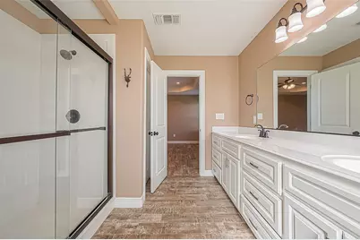 608 Quarter Horse Trail, Angleton, TX 77515 - Photo 34