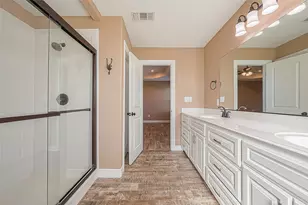 608 Quarter Horse Trail, Angleton, TX 77515 - Photo 34