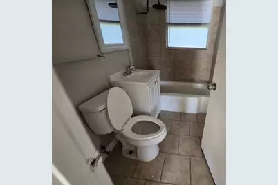 5 Lanes End Street, Baytown, TX 77520 - Photo 8