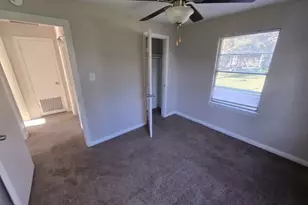 5 Lanes End St, Baytown, TX 77520 - Photo 8
