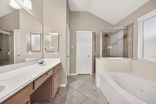 6910 Renata Cir, Houston, TX 77084 - Photo 16