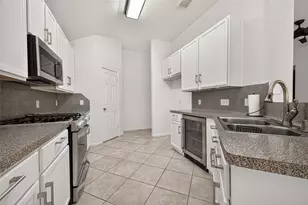 6910 Renata Cir, Houston, TX 77084 - Photo 12