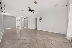 6910 Renata Cir, Houston, TX 77084 - Photo 10