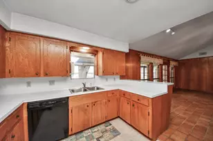 9006 Springview Ln, Houston, TX 77080 - Photo 10