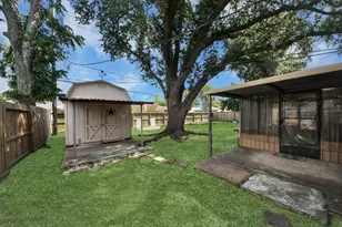 9006 Springview Ln, Houston, TX 77080 - Photo 26