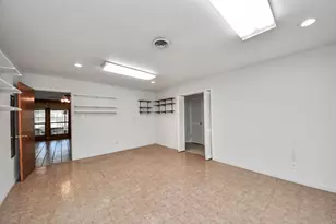 9006 Springview Ln, Houston, TX 77080 - Photo 4