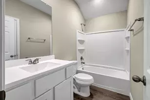 811 Jefferson Ave, Cleveland, TX 77327 - Photo 14
