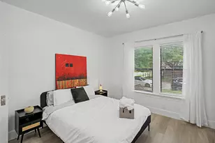 1904 Elmen St, Houston, TX 77019 - Photo 8