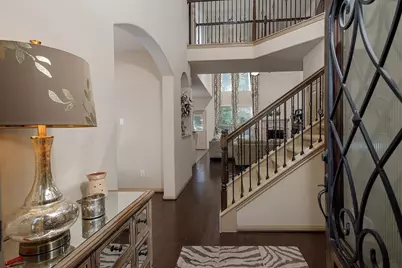 222 Hawkhurst, The Woodlands, TX 77354 - Photo 6