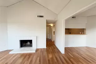 10156 Waterstone Dr, Houston, TX 77042 - Photo 1
