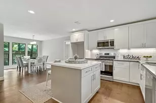 42 Kittiwake Ct, The Woodlands, TX 77380 - Photo 20