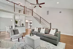 42 Kittiwake Ct, The Woodlands, TX 77380 - Photo 6