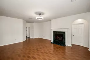 2313 Champion Dr, Pearland, TX 77581 - Photo 14