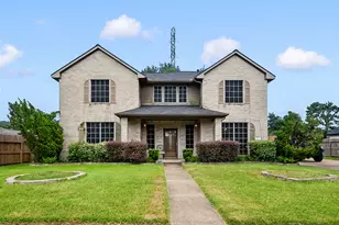 2313 Champion Dr, Pearland, TX 77581 - Photo 1