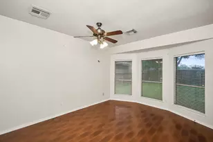 2313 Champion Dr, Pearland, TX 77581 - Photo 18