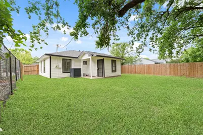 6905 Kassarine Pass, Houston, TX 77033 - Photo 32