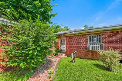 4538 Larkspur Street, Houston, TX 77051 - Photo 16