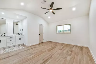 906 River Creek Drive, La Porte, TX 77571 - Photo 16