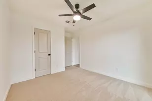 906 River Creek Dr, La Porte, TX 77571 - Photo 22