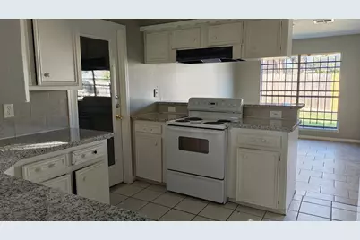 6666 Laughlin Drive, Houston, TX 77489 - Photo 4