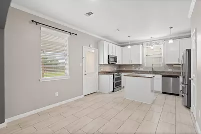 12515 Silverwood Springs Place, Houston, TX 77014 - Photo 14