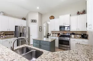 19110 Cardinal Grove Ct, Cypress, TX 77429 - Photo 6
