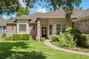7090 Shadow Lake Dr, Willis, TX 77318 - Photo 4