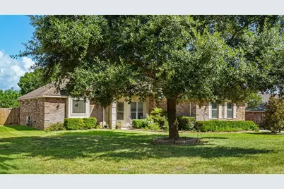7090 Shadow Lake Drive, Willis, TX 77318 - Photo 2