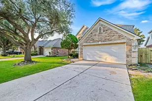 12714 Mardi Gras Dr, Houston, TX 77014 - Photo 2