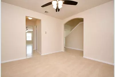 930 Sage Street, Baytown, TX 77521 - Photo 8