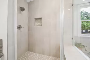 235 W 22nd St, Houston, TX 77008 - Photo 30
