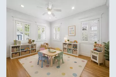 235 W 22nd Street, Houston, TX 77008 - Photo 20