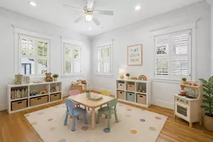 235 W 22nd St, Houston, TX 77008 - Photo 20