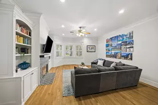 235 W 22nd St, Houston, TX 77008 - Photo 8