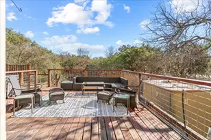 9 Ridgewood Cir, Wimberley, TX 78676 - Photo 2